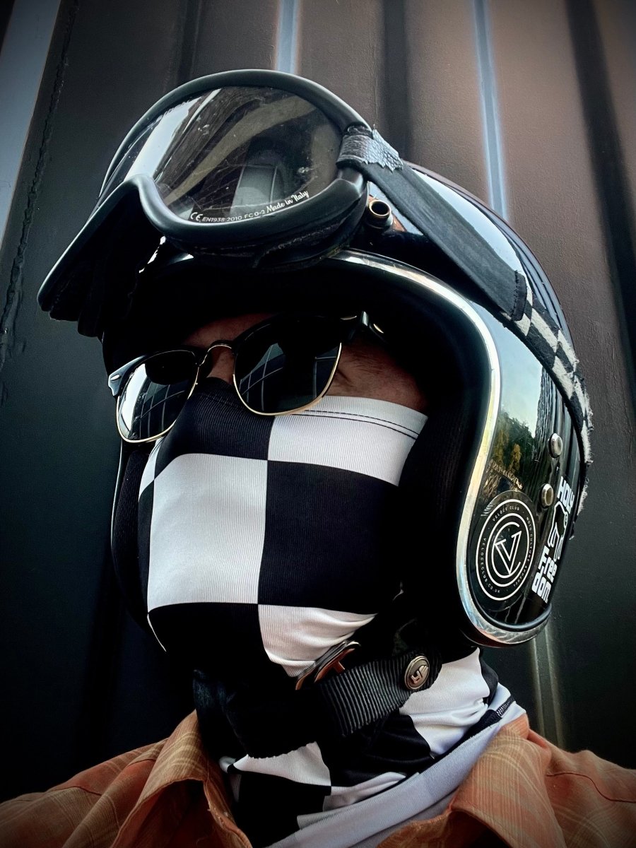 Kytone Checkers Neck tube in Black and White